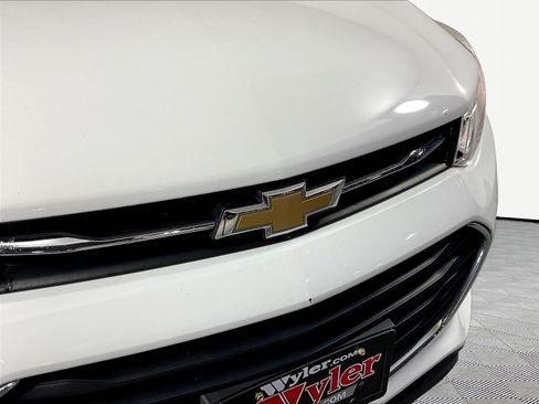 Used 2019 Chevrolet Trax LS FWD image 31