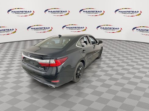 Used 2017 Lexus ES 350 w/ Luxury Package FWD image 8