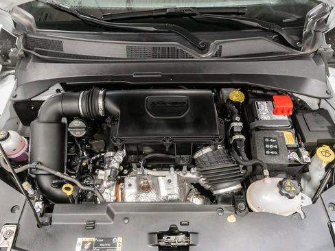 Certified 2025 Jeep Compass Limited AWD/4WD image 3