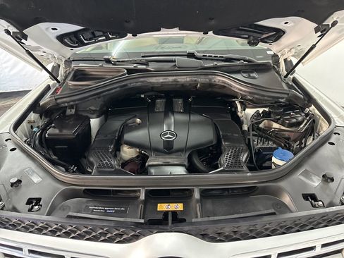 Used 2018 Mercedes-Benz GLS 450 4MATIC image 35