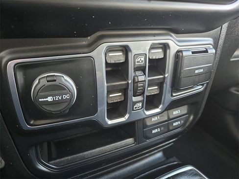 Used 2020 Jeep Wrangler Unlimited Sport S image 20