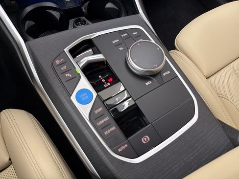New 2026 BMW i4 eDrive40 w/ Premium Package RWD image 18