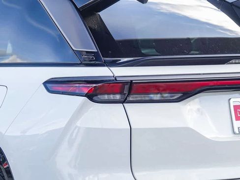 Used 2025 Jeep Wagoneer S Limited image 7