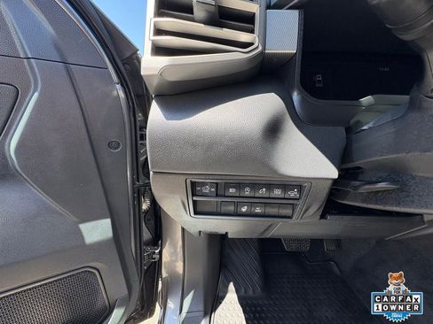 Used 2024 Toyota Tundra Limited AWD/4WD image 16