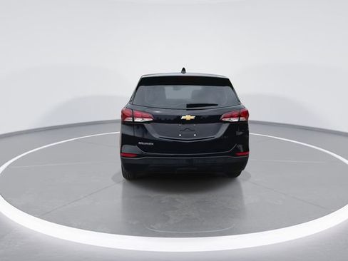Used 2023 Chevrolet Equinox LS FWD image 9