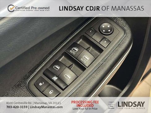 Certified 2023 Chrysler 300 C RWD image 28