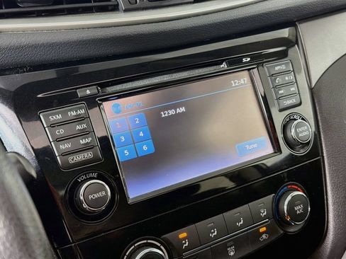 Used 2015 Nissan Rogue SV AWD/4WD image 15