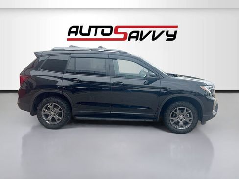 Used 2024 Honda Passport TrailSport image 8