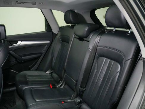 Used 2018 Audi Q5 2.0T Premium Plus w/ Premium Plus Package AWD/4WD image 19