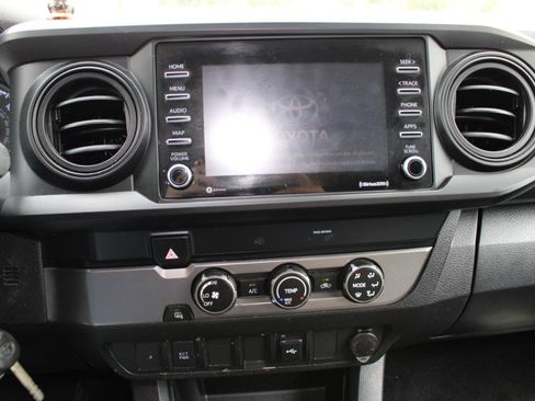 Used 2022 Toyota Tacoma SR RWD image 14