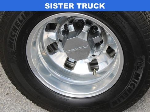 Used 2025 GMC Sierra 3500 Denali w/ Denali Reserve Package image 28