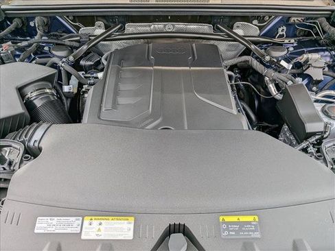 New 2025 Audi Q5 Premium Plus image 17