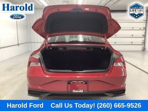 Used 2021 Hyundai Elantra SEL FWD image 6