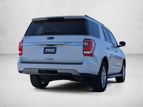 Used 2021 Ford Expedition XLT image 5