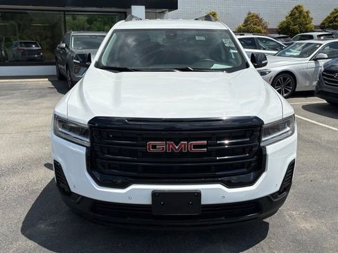 Used 2023 GMC Acadia SLT AWD/4WD image 6