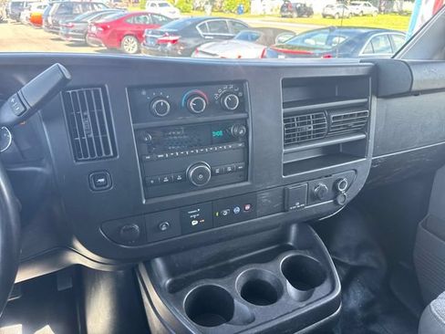 Used 2019 Chevrolet Express 2500 w/ Driver Convenience Package RWD image 17