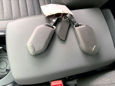 Used 2025 Kia K4 EX FWD image 11