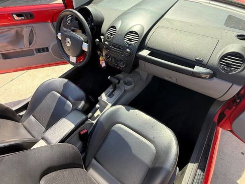 Used 2004 Volkswagen Beetle GLS FWD image 57