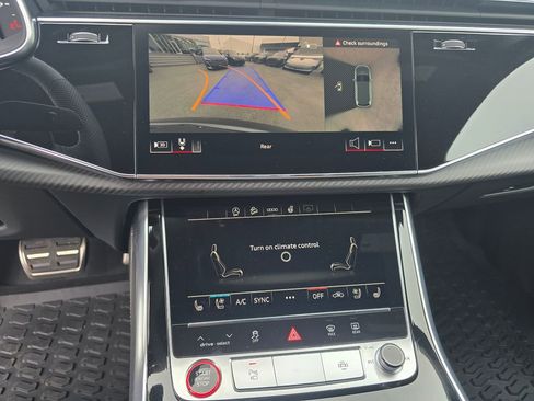 New 2026 Audi SQ7 Premium Plus AWD/4WD image 7