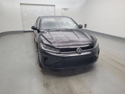Used 2025 Volkswagen Jetta Sport FWD image 14