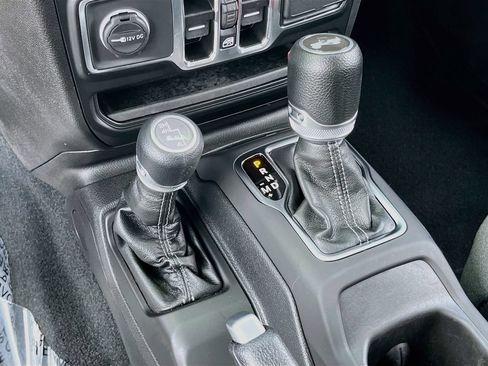 Certified 2024 Jeep Wrangler Unlimited Sport AWD/4WD image 16