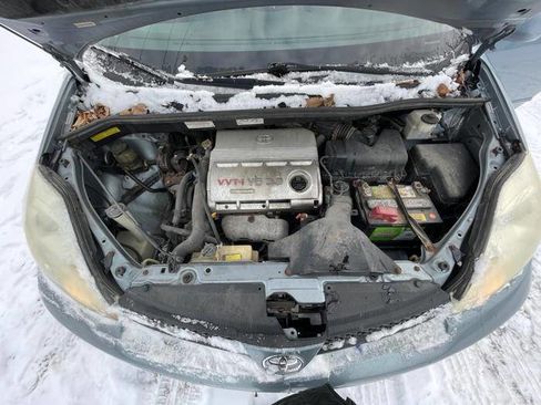 Used 2004 Toyota Sienna XLE image 43