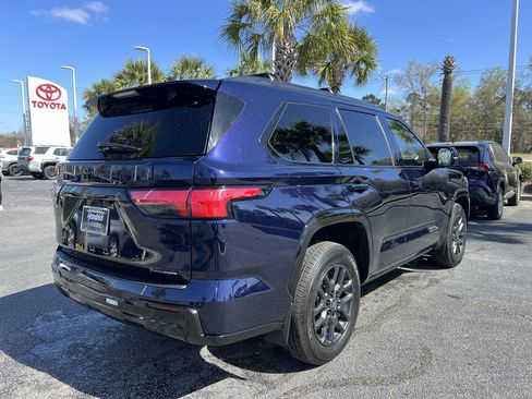 Used 2026 Toyota Sequoia Platinum image 10