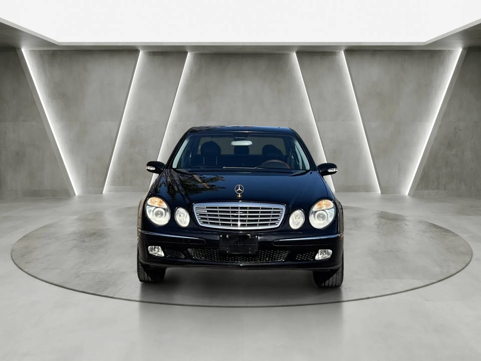 Used 2003 Mercedes-Benz E 320 Sedan image 8
