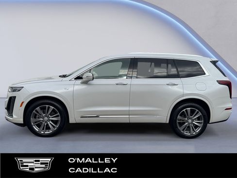 Certified 2025 Cadillac XT6 Premium Luxury w/ Platinum Package AWD/4WD image 2
