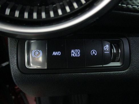 Used 2025 Chevrolet Equinox LT w/ Midnight Edition image 17