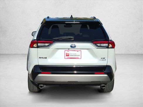 Used 2023 Toyota RAV4 XSE AWD/4WD image 6
