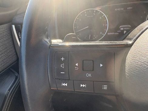 Used 2022 Nissan Rogue SV AWD/4WD image 13