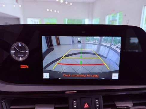 Certified 2024 Lexus ES 350 w/ Premium Package FWD image 24