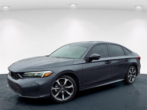 Used 2025 Honda Civic Sport image 2