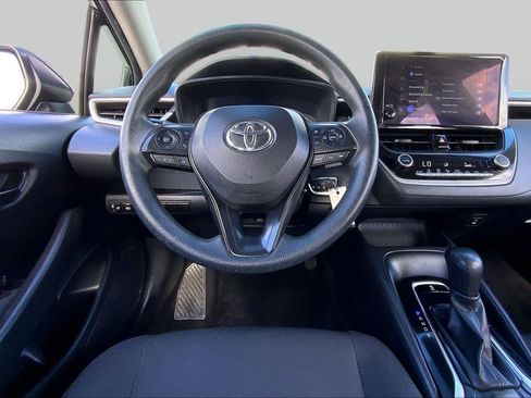Used 2023 Toyota Corolla LE FWD image 6