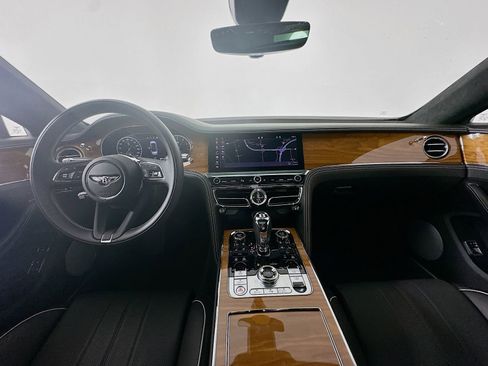Used 2022 Bentley Flying Spur V8 AWD/4WD image 15