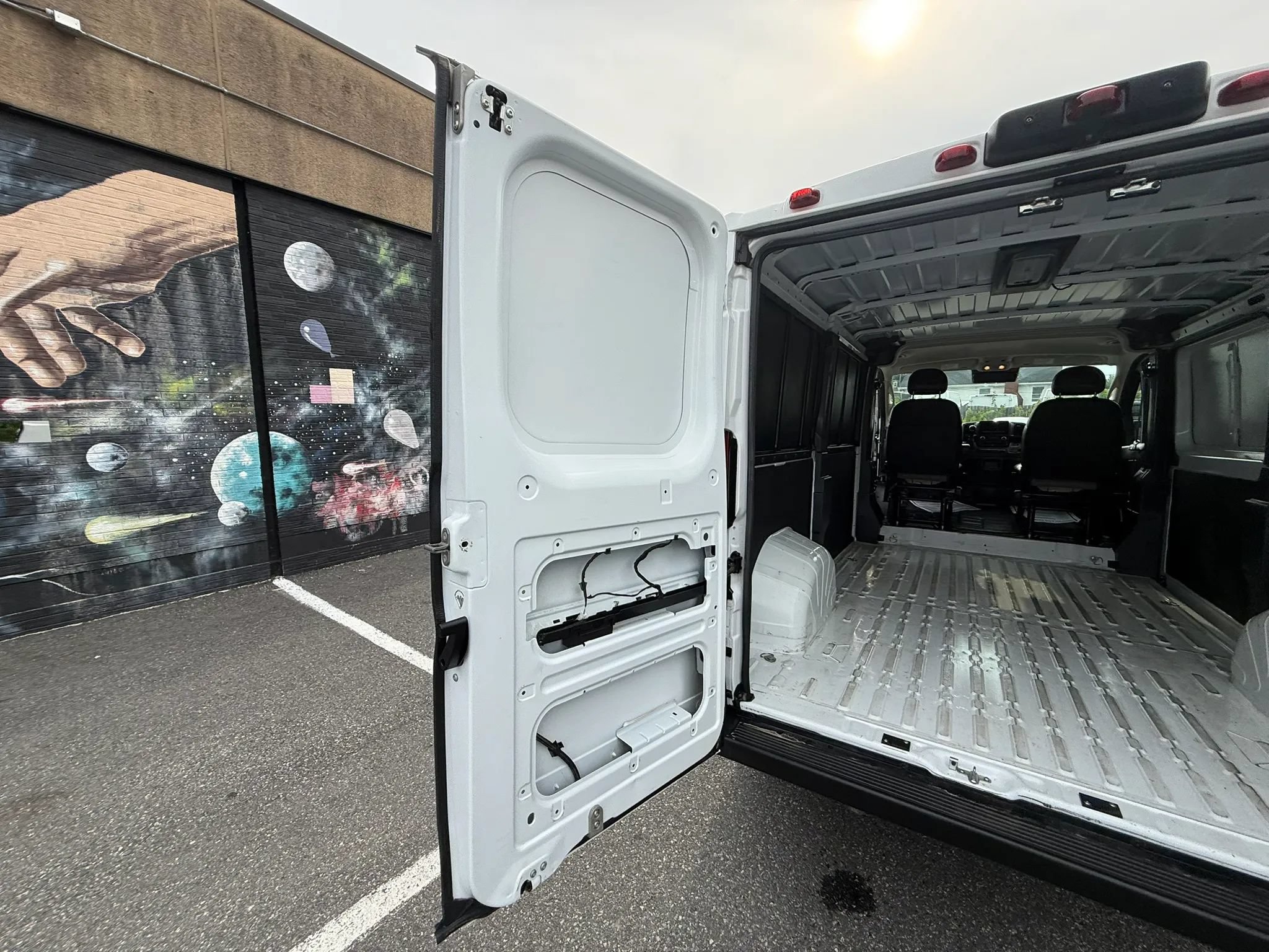 Used 2025 RAM ProMaster 2500 w/ Convenience Group FWD image 38