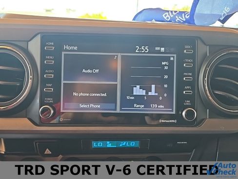 Used 2022 Toyota Tacoma TRD Sport image 28