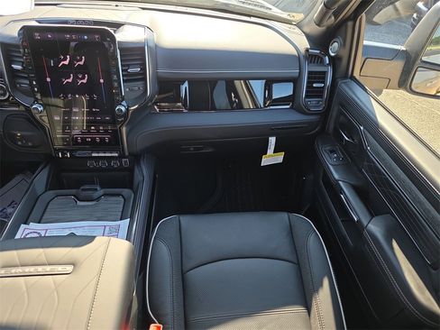 New 2026 RAM 3500 Limited image 17