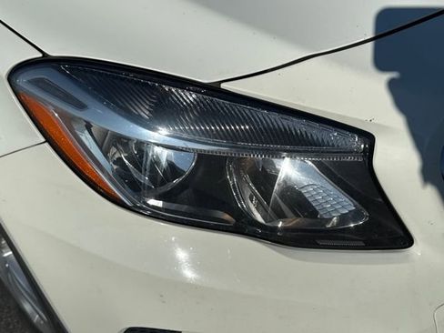 Used 2017 Mercedes-Benz GLA 250 4MATIC image 12