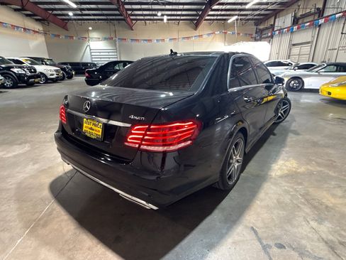 Used 2015 Mercedes-Benz E 400 4MATIC Sedan image 5
