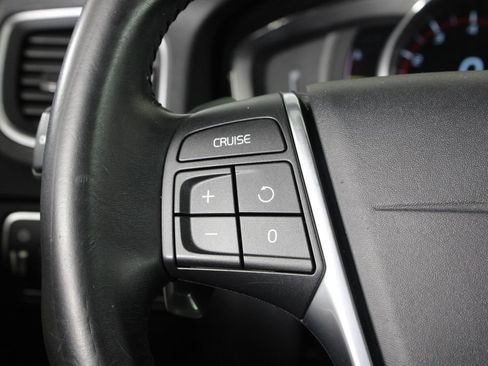 Used 2016 Volvo S60 T6 image 25