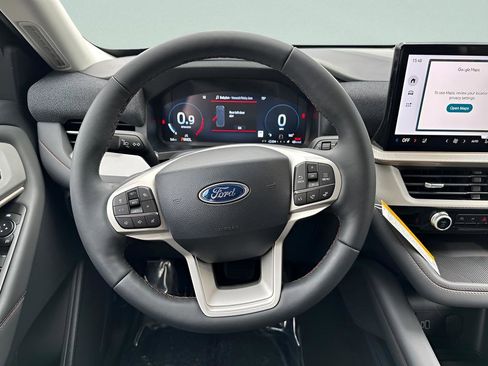 New 2026 Ford Explorer Active w/ Active Comfort Package image 12