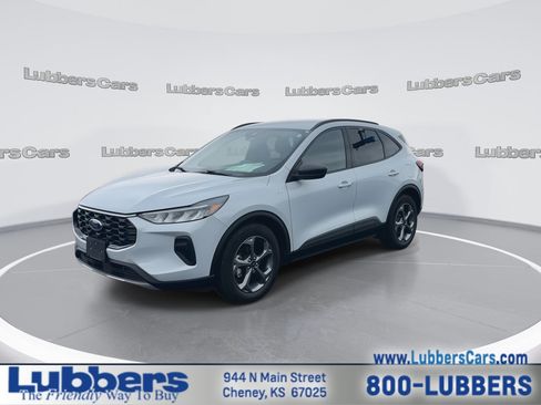 Used 2025 Ford Escape ST-Line FWD image 4