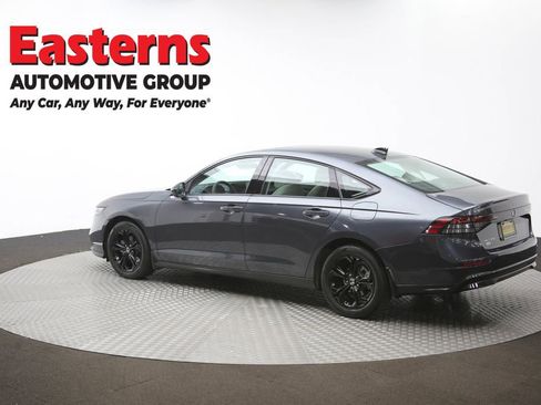 Used 2025 Honda Accord SE image 63