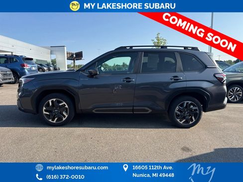 Used 2025 Subaru Forester Limited AWD/4WD image 4