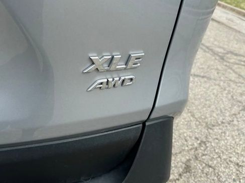 Used 2025 Toyota RAV4 XLE image 39