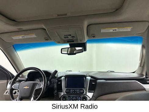 Used 2020 Chevrolet Suburban Premier AWD/4WD image 25