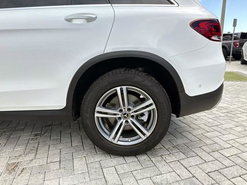 Certified 2022 Mercedes-Benz GLC 300 image 11