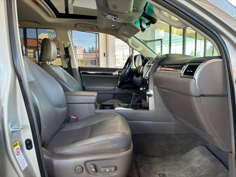 Used 2011 Lexus GX 460 Premium w/ Convenience Pkg image 22